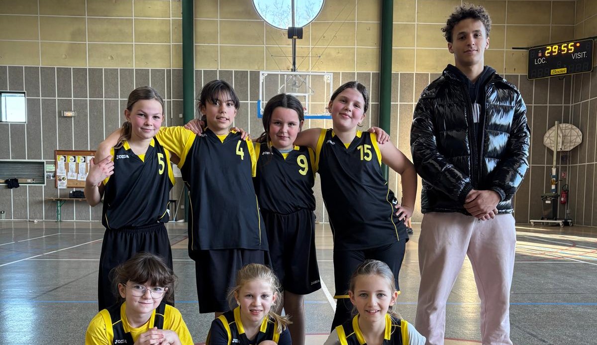 Équipe de basket U13 Filles du Coq Carlanais